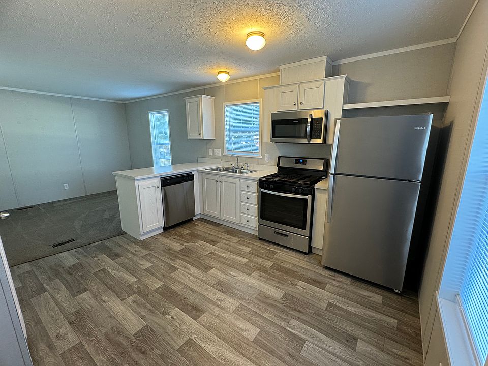 1st image of 120 Beech Ave #120