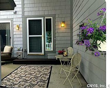 3rd image of 396 Summerhaven Dr N