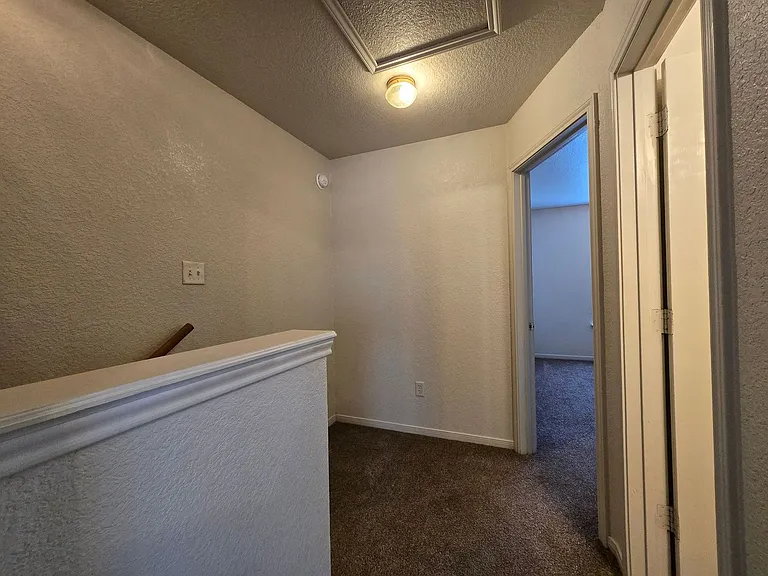 1603 Dugger Cir #B — Photo 14