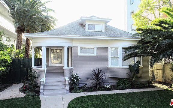 3rd image of 1124 7th St