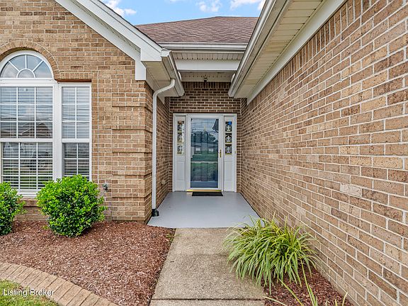 4th image of 183 Hardy Ln