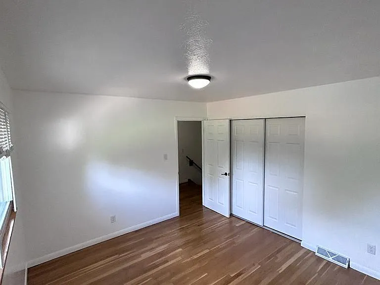 Bedroom #1