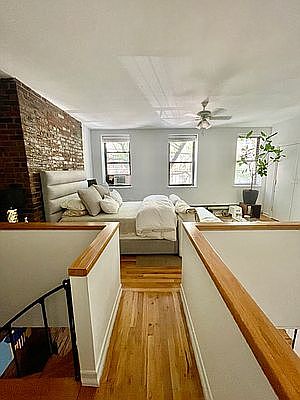 5th image of 318 E 77th St APT 1B