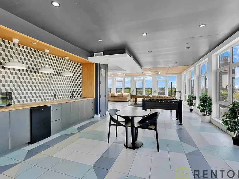 1875 Atlantic Ave #5B — Photo 9