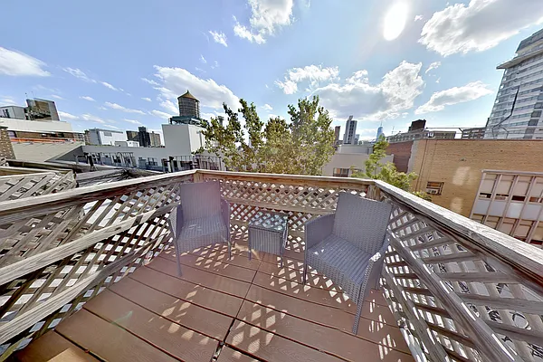 Rented by REAL New York | media 6