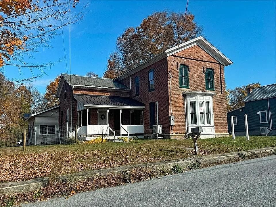 1st image of 400 River Street
