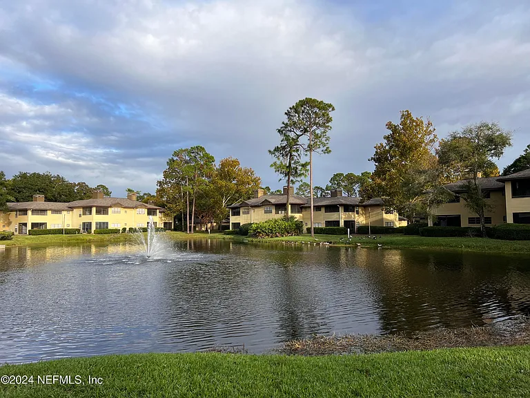 10150 Belle Rive Blvd #904 — Photo 42