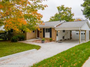 3206 Reo Rd, Lansing, MI 48911