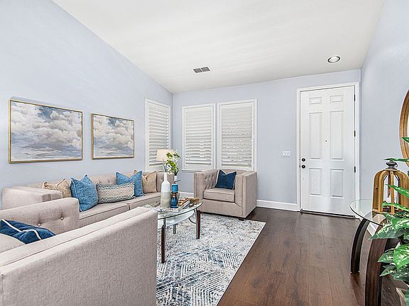 4th image of 4638 Mammouth Ln