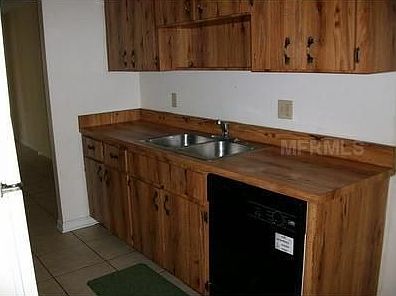 2nd image of 4827 Lighthouse Cir #27