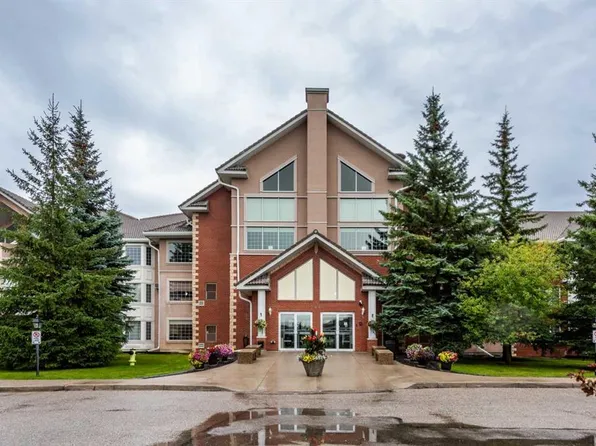 6868 W Sierra Morena Blvd SW #103, Calgary, AB T3H 3R6