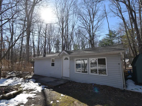 117 Dogwood Rd, Dingmans Ferry, PA 18328