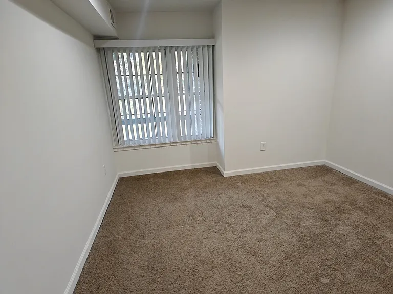 3909 Gwynns Falls Pkwy — Photo 10
