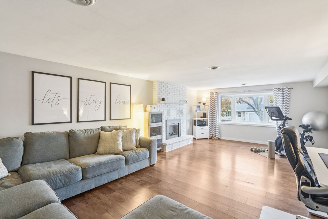 next background image