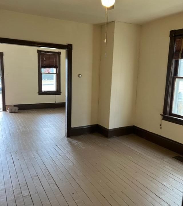 203 Broad St, Tatamy, PA 18085 Zillow