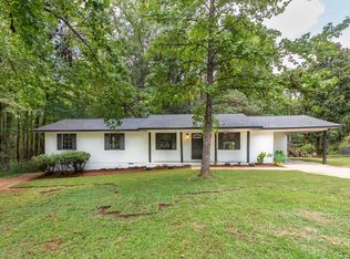 126 Weaver Ln, Weaver, AL 36277