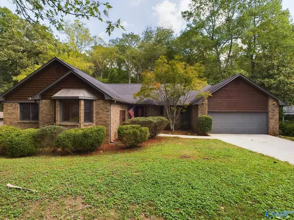 1016 Seina Vista Dr, Madison, AL 35758