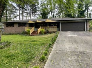 5889 N Fulton Cir NW, Norcross, GA 30093