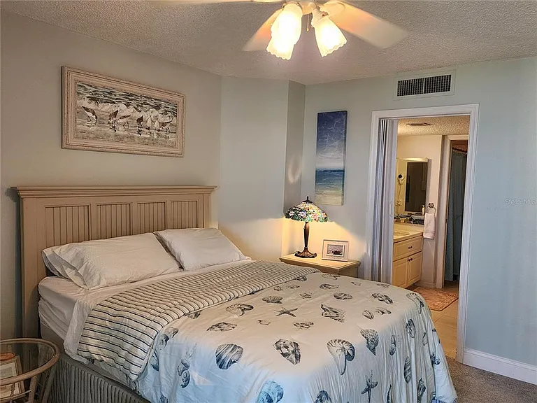 690 Island Way #708 — Photo 24