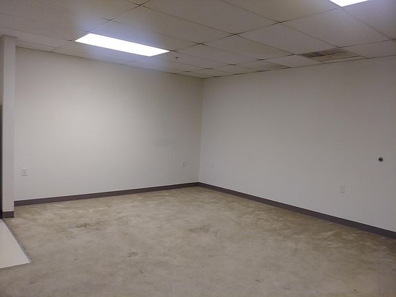 3rd image of 516 S Main St #201