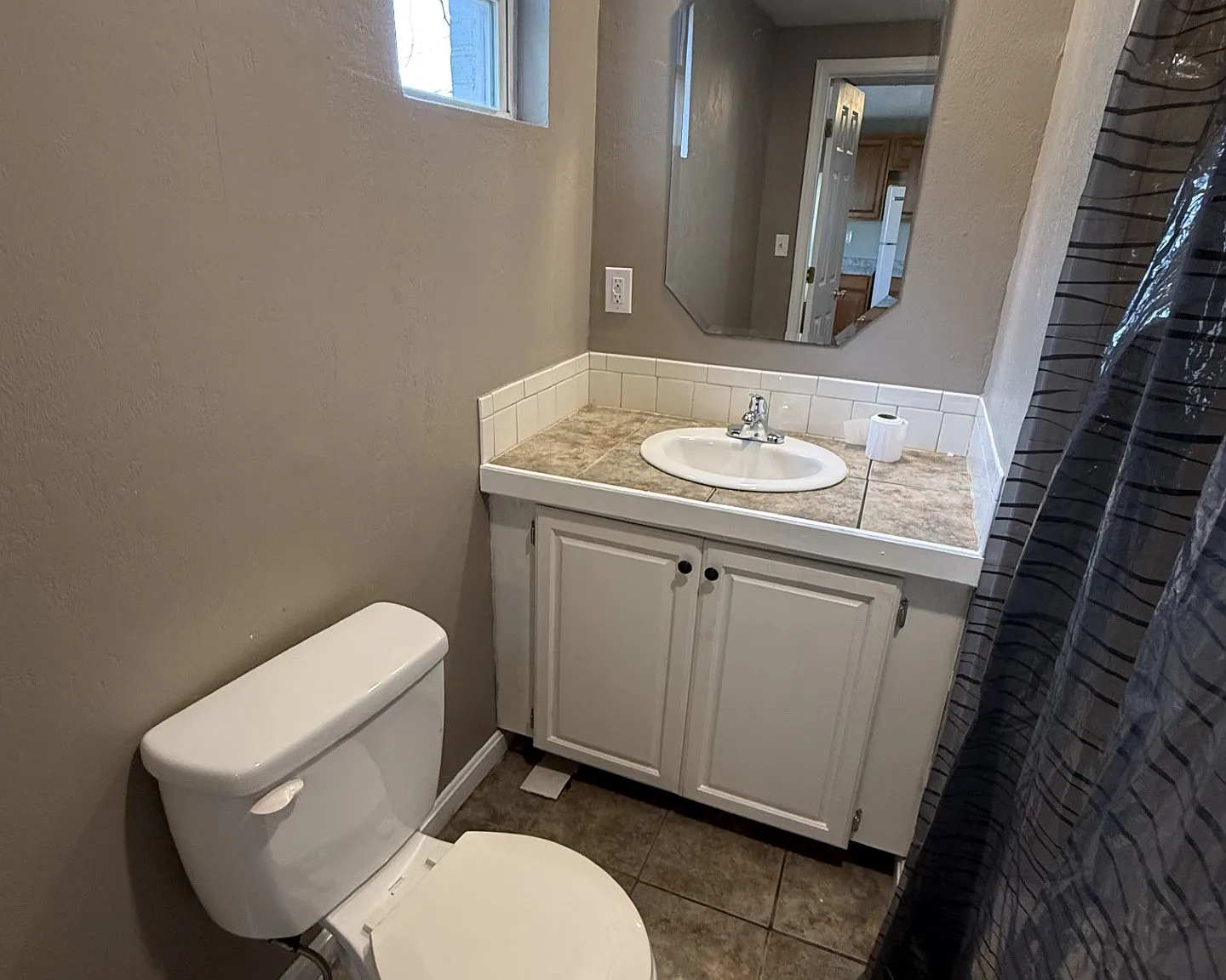 1 bed, $775 — Photo 4