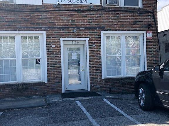 5th image of 326 E Broadway APT 4