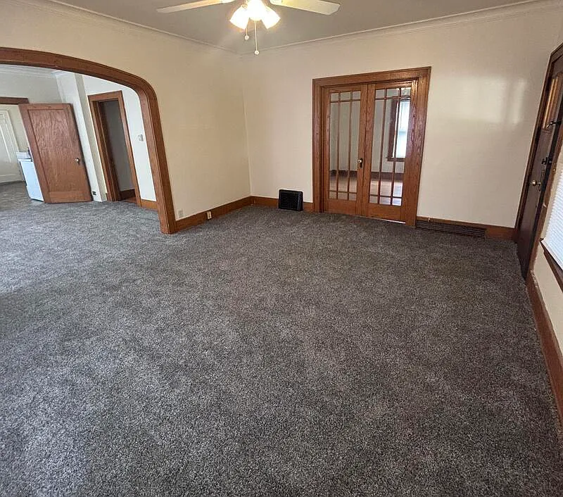 4 bed, 2.0 bath, 1833 sqft, $1,675 — Photo 4
