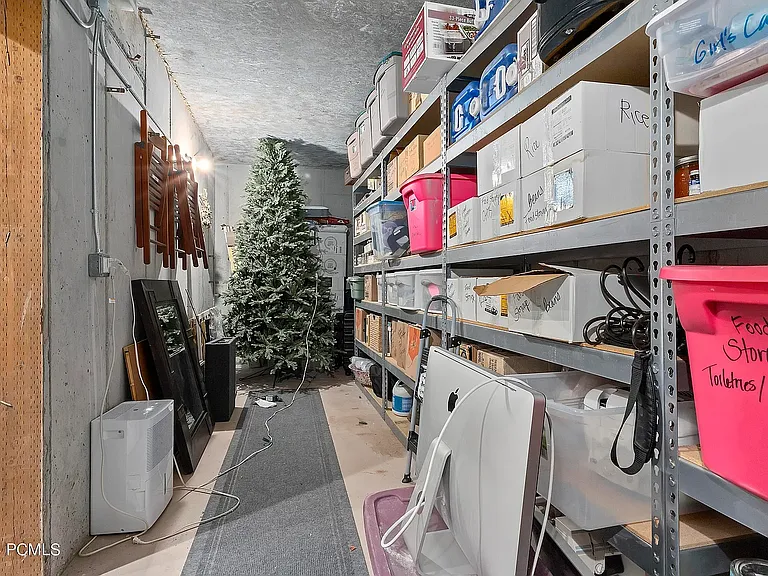 520 E Mission Dr — Photo 24