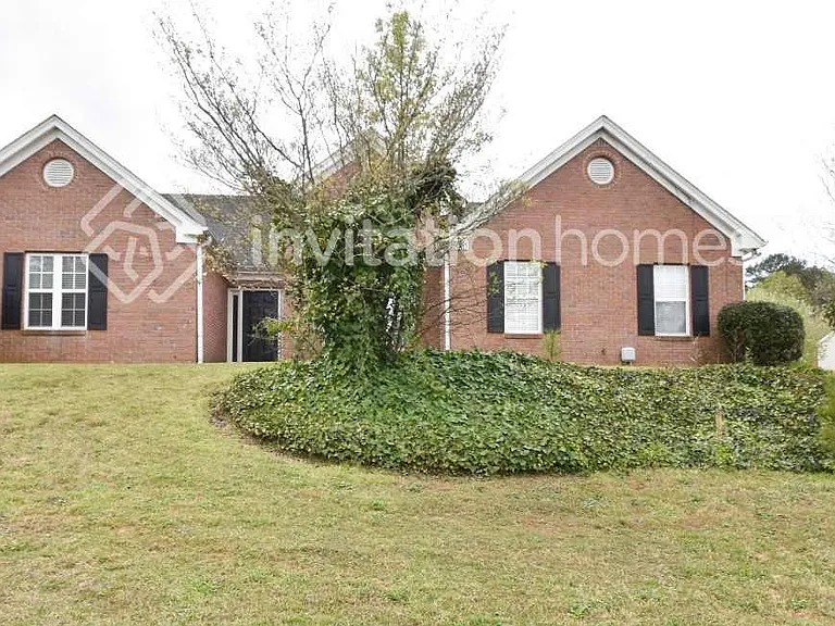 2380 Thornberry Dr — Photo 1