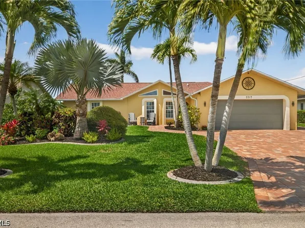 2317 SE 27th Ter, Cape Coral, FL 33904