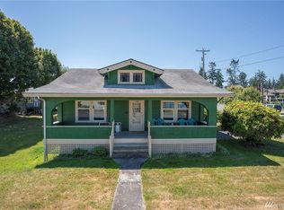 1419 5th St, Anacortes, WA 98221