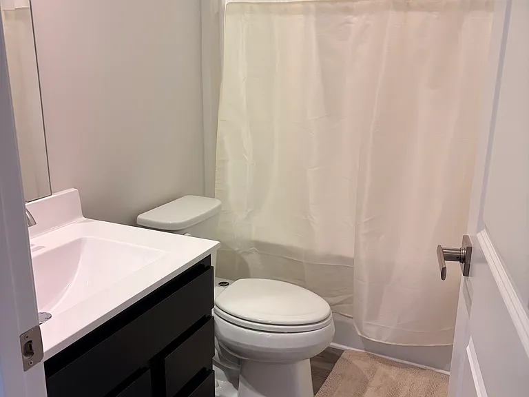 1418 Samuel St #1 — Photo 9