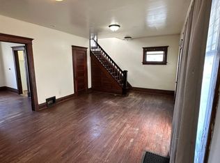 1303 W 2nd St, Waterloo, IA 50701