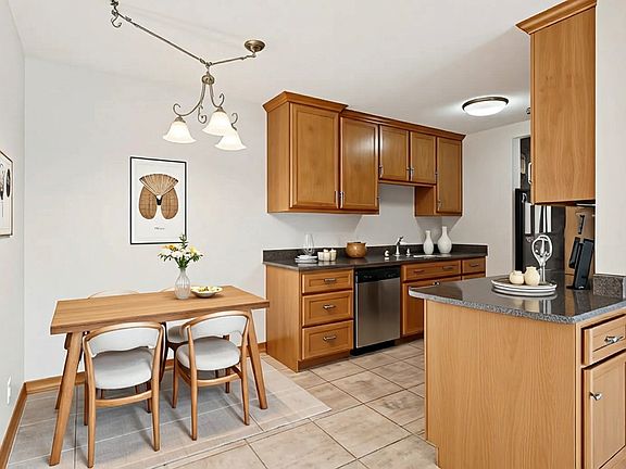 5th image of 9143 Highway 55 APT 306