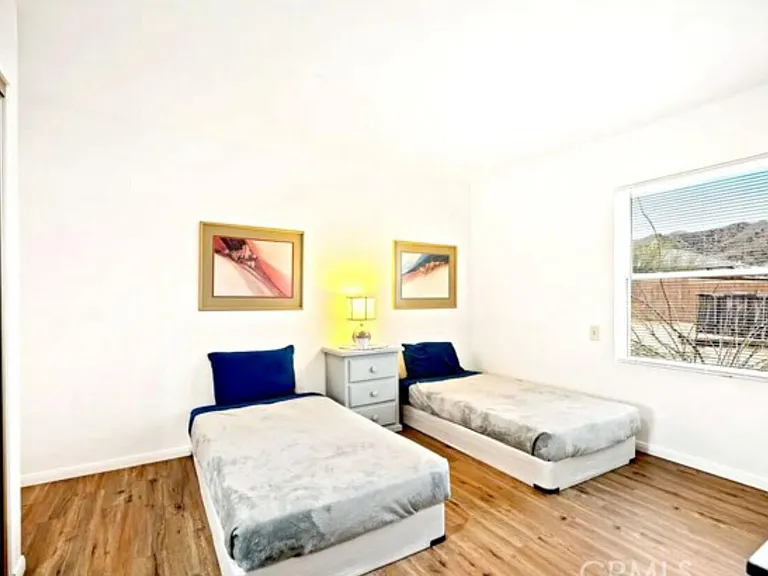 8564 Taft Ct — Photo 17