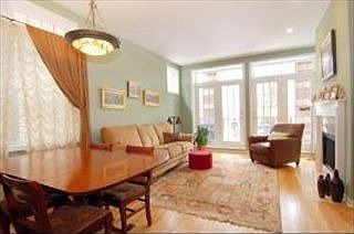 1st image of 2228 W Morse Ave #1E