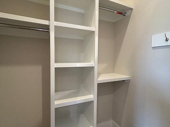 4th image of 58 Hamilton Ave #303