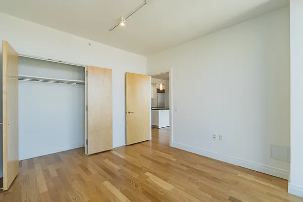 Rented by Mirador Real Estate | media 7