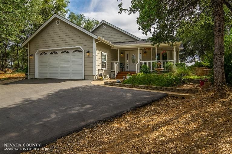 1st image of 16242 Dry Creek Ln