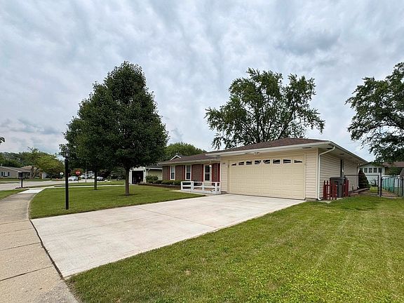 2nd image of 1181 Borden Dr