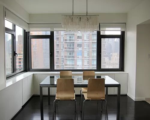 3rd image of 160 E 65th St APT 17B
