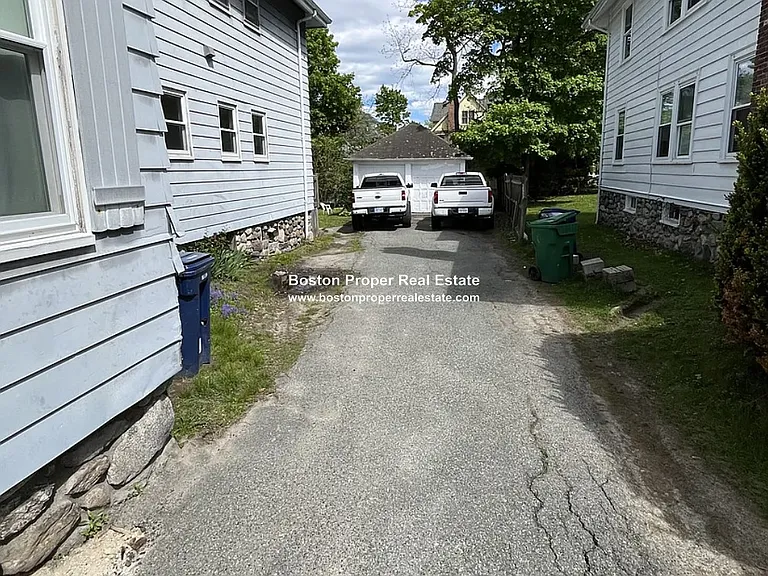 10 Hammondswood Rd #2 — Photo 16