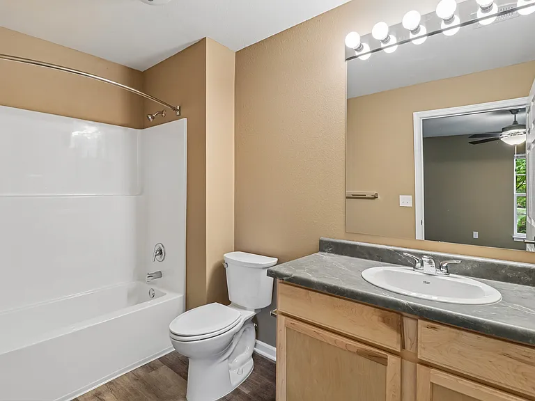 The Orchards Apartments — Photo 21