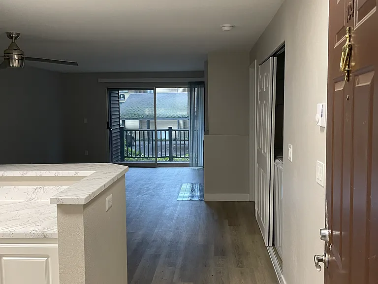 Redmond Park Apts — Photo 47