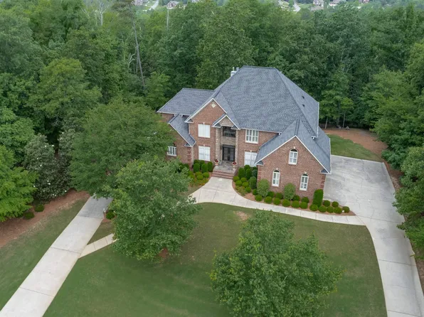 8710 Carrington Lake Rdg, Trussville, AL 35173