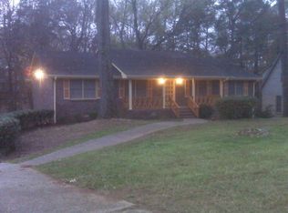 4657 Tara Woods Dr, Ellenwood, GA 30294