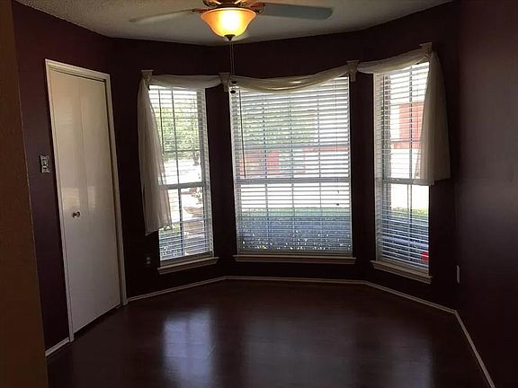 2nd image of 7008 Chaucer Dr