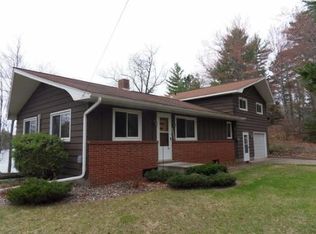 4983 Isle View Dr, Rhinelander, WI 54501