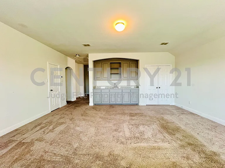 5644 Salt Springs Dr — Photo 10