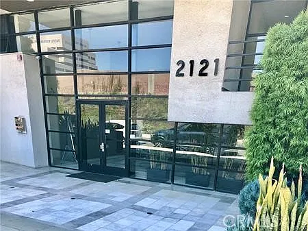2 bed, 1080 sqft, $3,450 — Photo 1
